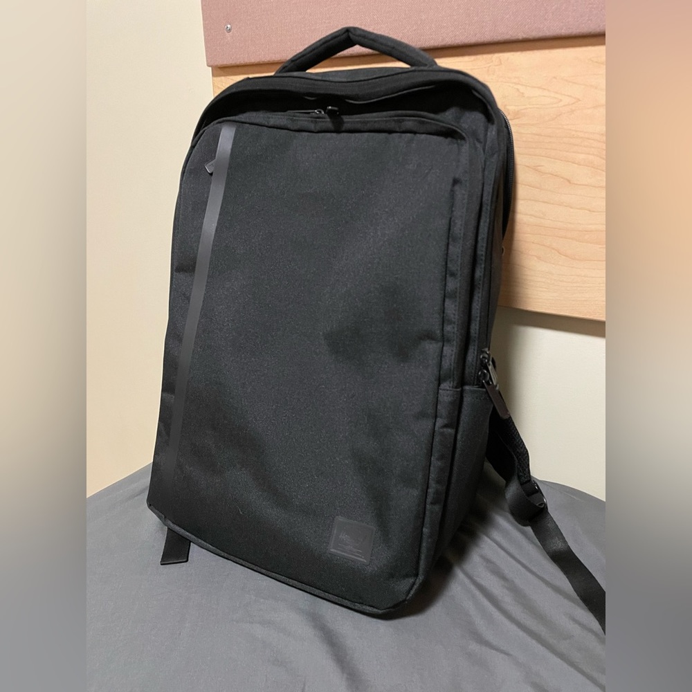 Herschel Bookbag / backpack black